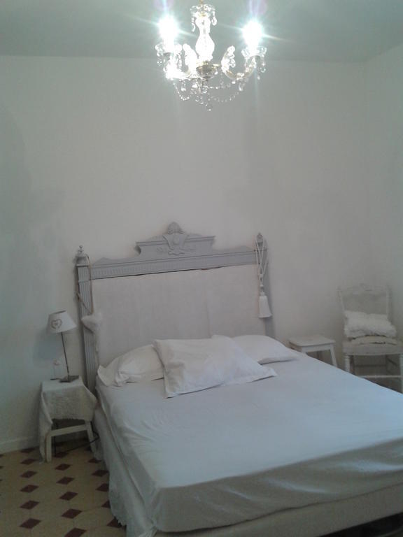 Aux Roses De L'Etang Hotel กาเปสตอง ห้อง รูปภาพ