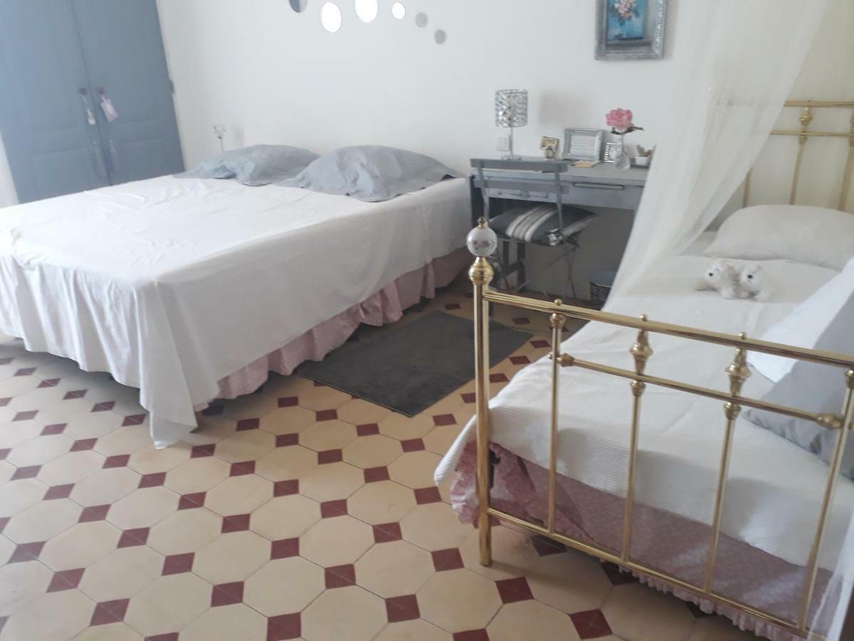 Aux Roses De L'Etang Hotel กาเปสตอง ภายนอก รูปภาพ